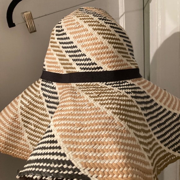 Floppy Hat w/Bow - Picture 3 of 3